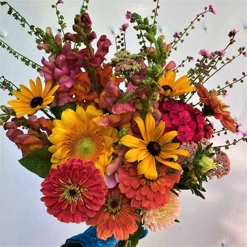 fresh flower bouquet subscription near Somerset Ohio